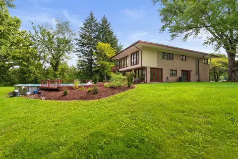 4 N270 Randall Rd, Saint Charles, IL 60175