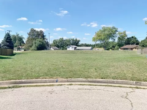1707 Setter St, Normal, IL 61761 photo 2