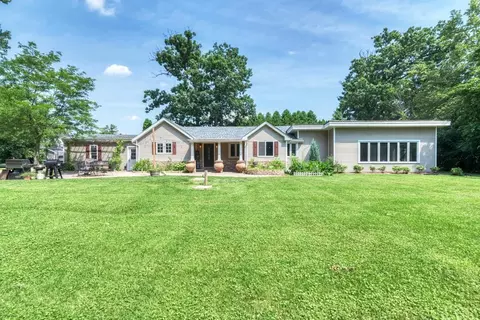 4 N021 Il Route 83, Bensenville, IL 60106