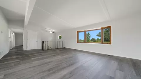 22005 Harmony Rd, Marengo, IL 60152 photo 11