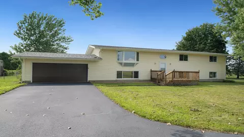 22005 Harmony Rd, Marengo, IL 60152