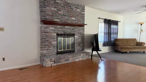 Living - 708 Duncan Rd, Champaign, IL 61821 photo 1 of 3