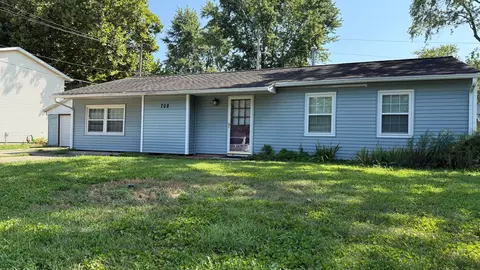 708 Duncan Rd, Champaign, IL 61821