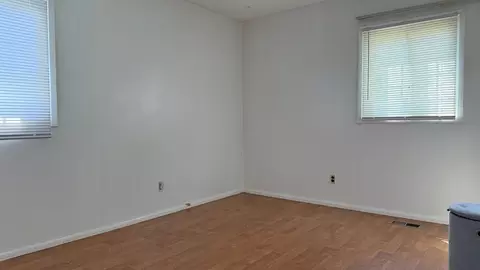 Bedroom - 708 Duncan Rd, Champaign, IL 61821 photo 4 of 4
