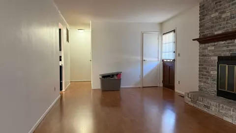 Living - 708 Duncan Rd, Champaign, IL 61821 photo 2 of 3