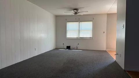 Living - 708 Duncan Rd, Champaign, IL 61821 photo 3 of 3