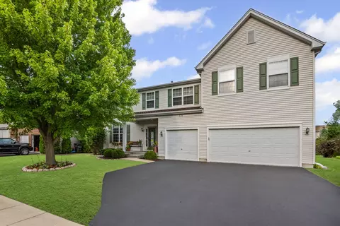 137 Augusta Dr, Gilberts, IL 60136
