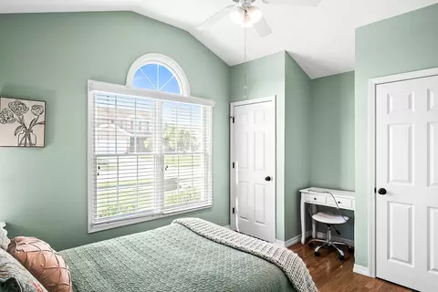 Bedroom - 2803 Spangle Rd, Bloomington, IL 61705 photo 4 of 5