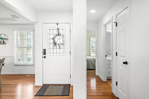 Entry Way - 2803 Spangle Rd, Bloomington, IL 61705 photo 1 of 5