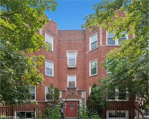 2749 N Spaulding Ave #2, Chicago, IL 60647
