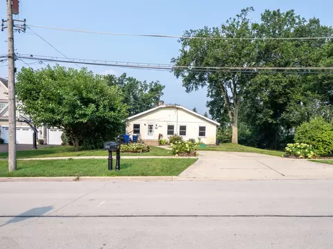 2022 Stoddard Ave, Wheaton, IL 60187 photo 4