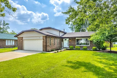 812 Lear Ln, New Lenox, IL 60451