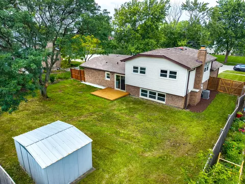 View/Area - 812 Lear Ln, New Lenox, IL 60451 photo 2 of 12