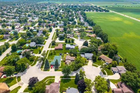 View/Area - 812 Lear Ln, New Lenox, IL 60451 photo 8 of 12