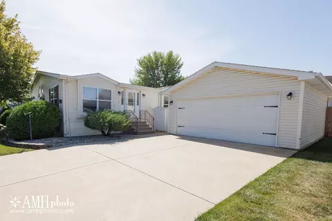 1190 Aspen Dr, Manteno, IL 60950