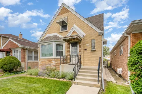 2843 N Moody Ave, Chicago, IL 60634