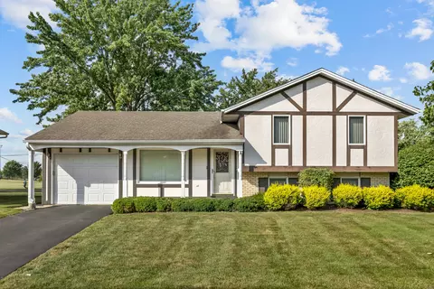 78 Joseph Ln, Glendale Heights, IL 60139