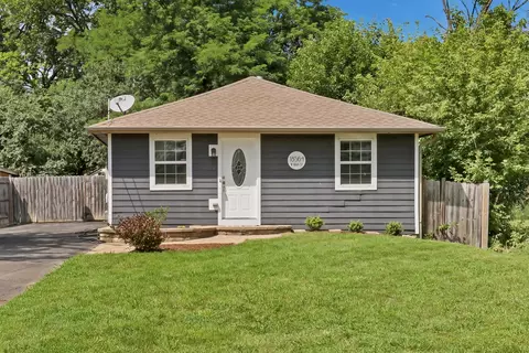 18564 W Main St, Grayslake, IL 60030