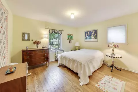 1930 Bennett Ave, Evanston, IL 60201 photo 16