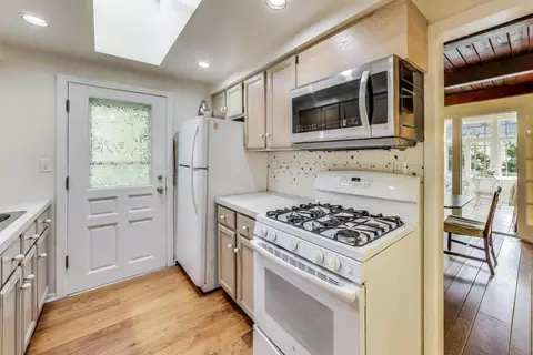 1930 Bennett Ave, Evanston, IL 60201 photo 10