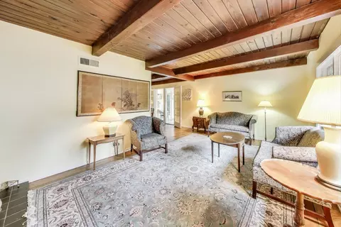 1930 Bennett Ave, Evanston, IL 60201 photo 2