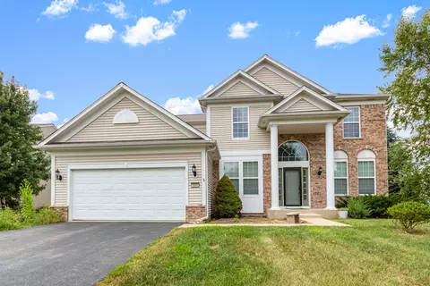 1545 Coral Dr, Yorkville, IL 60560