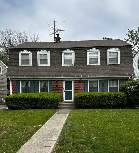 322 Elm St, Glen Ellyn, IL 60137