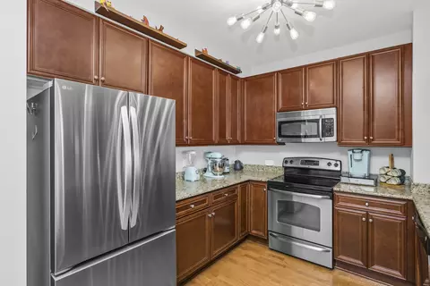 100 E 14th St #2702, Chicago, IL 60605 photo 5