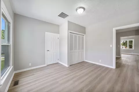 722 E Madison Ave, Chrisman, IL 61924 photo 15