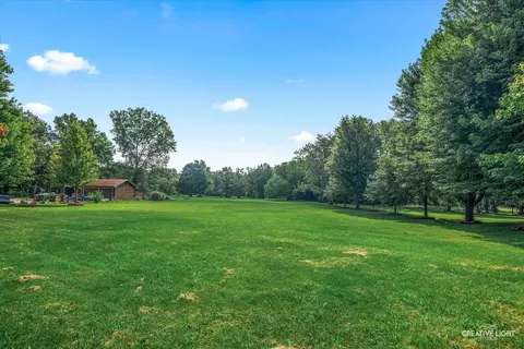 16559 S Lily Cache Rd, Plainfield, IL 60586