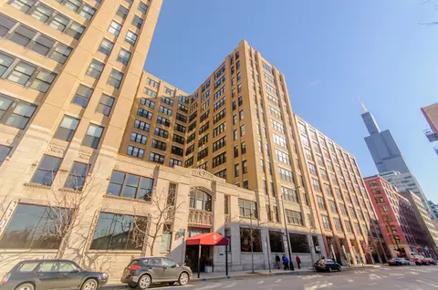 728 W Jackson Blvd #703, Chicago, IL 60661