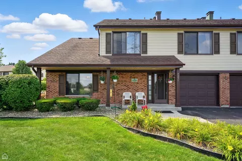 9231 Catherine Ct, Orland Park, IL 60462