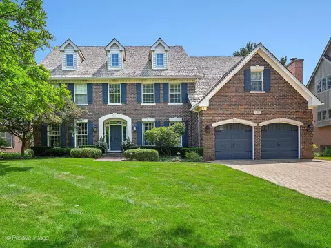 57 Bonnie Ln, Clarendon Hills, IL 60514