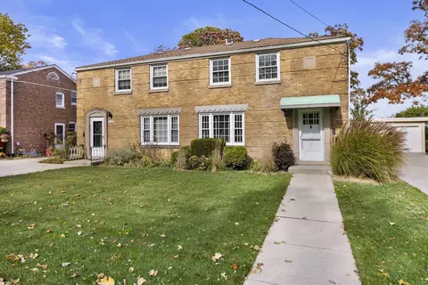 8136 W 26th St, North Riverside, IL 60546