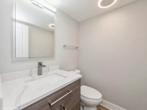4509 Opal Dr, Hoffman Estates, IL 60192 photo 5