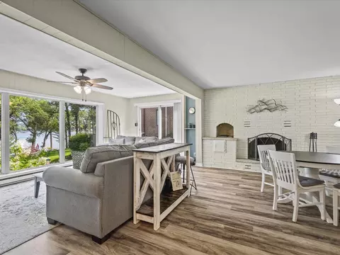 Living - 1950 Baintree Rd, Davis, IL 61019 photo 1 of 5