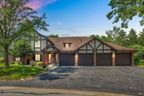 11210 S Cherry Ct #52A, Palos Hills, IL 60465