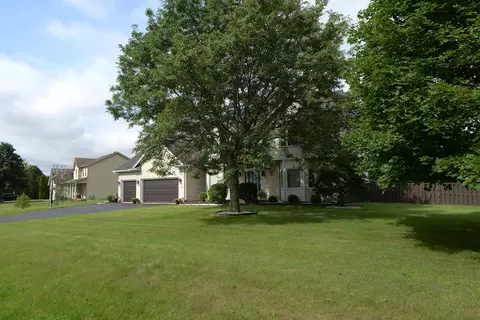5917 Meadow Lark Ln, Johnsburg, IL 60051 photo 6