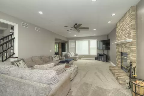 5917 Meadow Lark Ln, Johnsburg, IL 60051 photo 11
