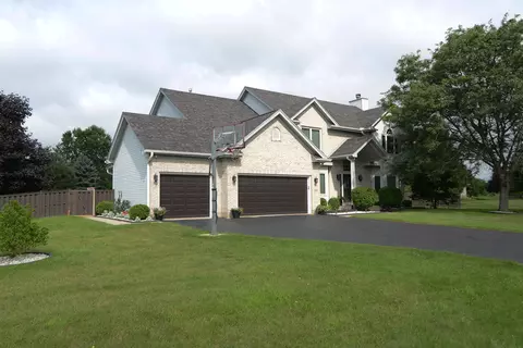 5917 Meadow Lark Ln, Johnsburg, IL 60051 photo 3