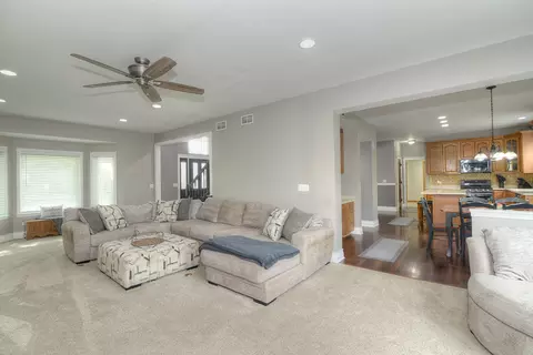 5917 Meadow Lark Ln, Johnsburg, IL 60051 photo 12