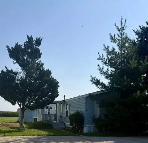 23 Walnut St, Minooka, IL 60447