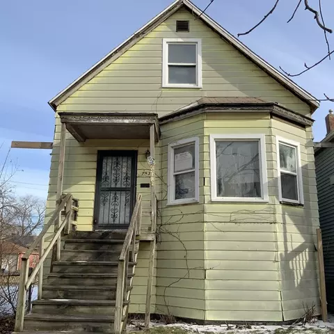 7935 S Coles Ave, Chicago, IL 60617