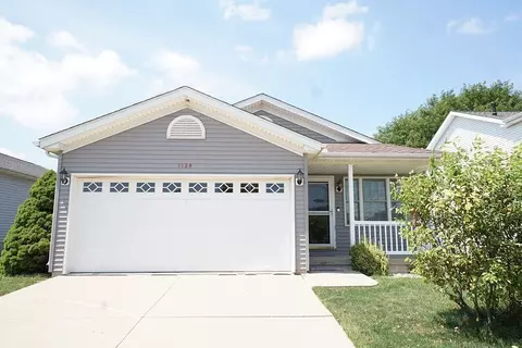 1124 Rader Run, Bloomington, IL 61704