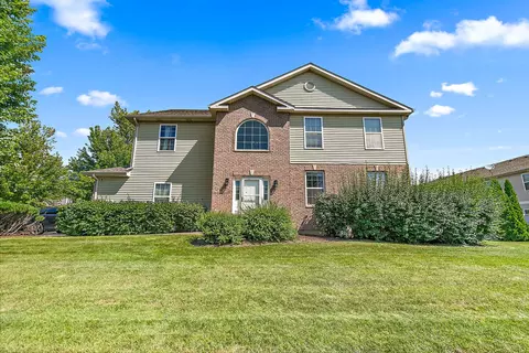 293 Bent Grass Cir #A, Dekalb, IL 60115