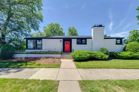 4021 W Estes Ave, Lincolnwood, IL 60712