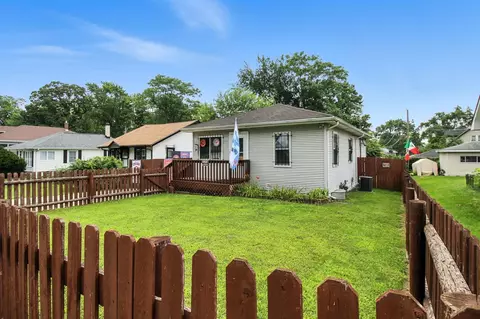 818 Morgan St, Joliet, IL 60436