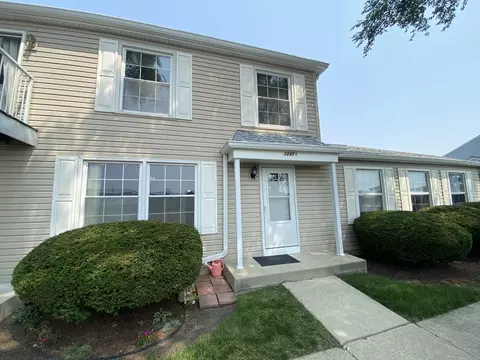 1247 Prairie Ct #C, Glendale Heights, IL 60139