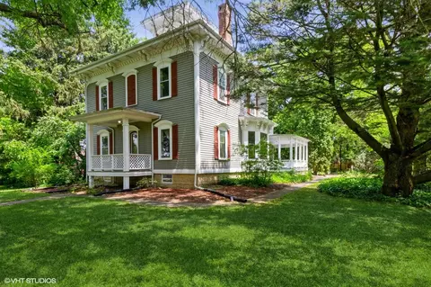 100 E Miller Ave, Hinckley, IL 60520
