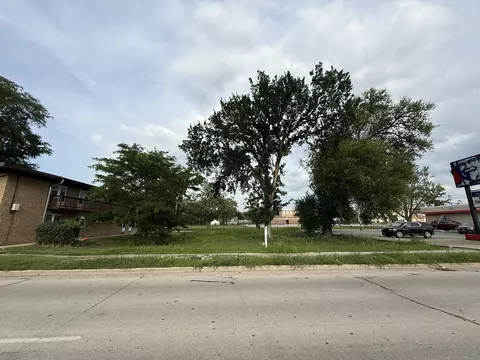 14539 Crawford Ave, Midlothian, IL 60445